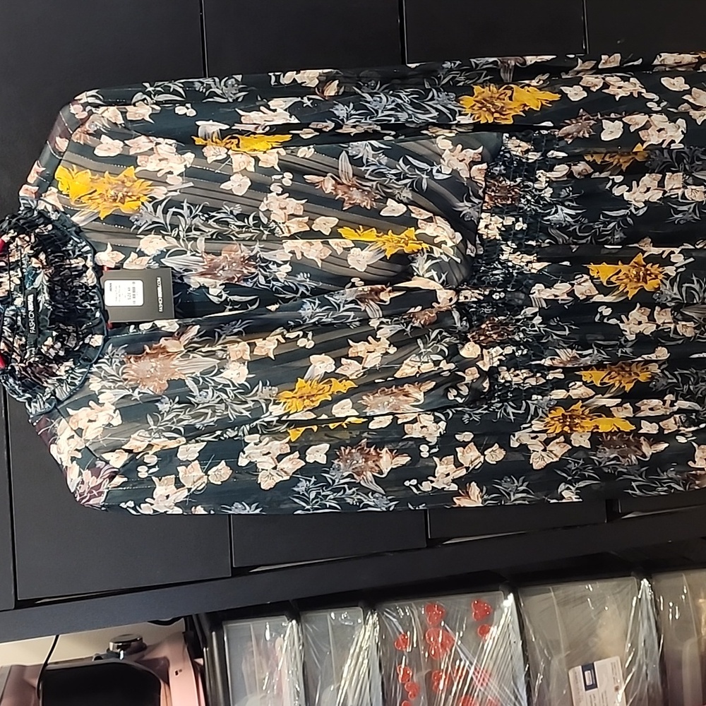 Fashion Nova Green Combo Blouse